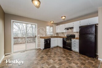 12558 Evening Shade Dr in Florissant, MO - Building Photo - Building Photo