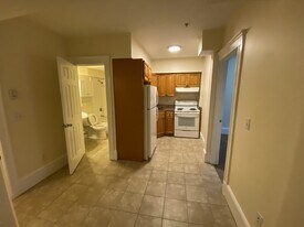 110 Saint Stephen St, Unit 25B in Boston, MA - Building Photo