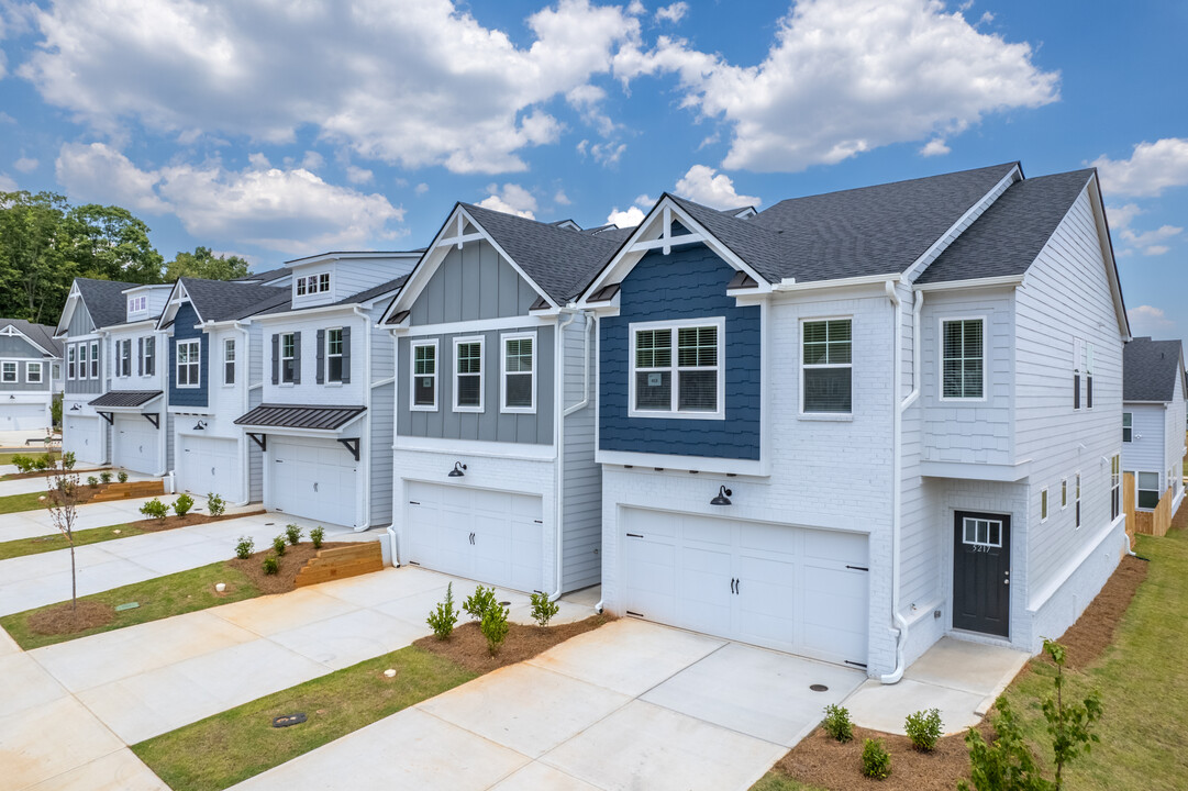 Westfield Townhomes in Covington, GA - Foto de edificio