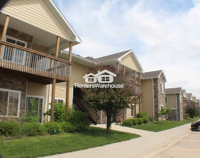 property at 2000 Meadow Ct