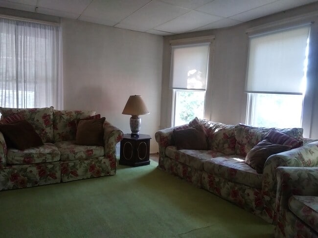 79 Park St, Unit 2, Unit 2