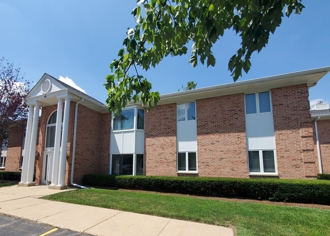 property at 1503 N Milwaukee Ave