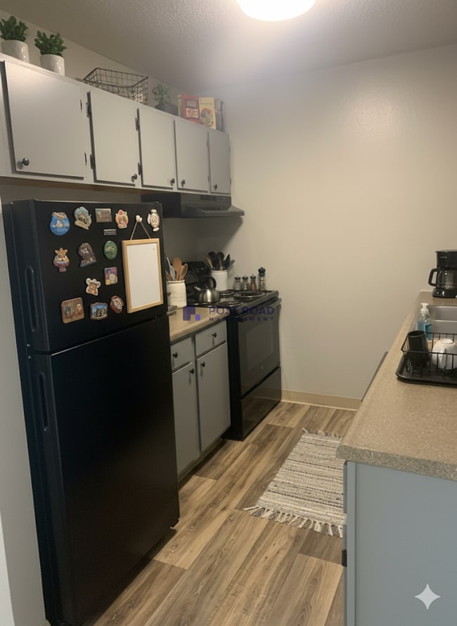 property at 2914 S Osage Ave