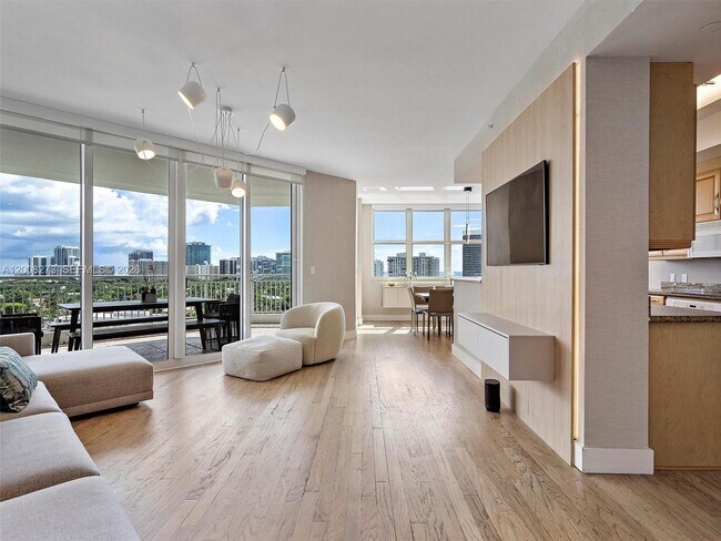 property at 9751 E Bay Harbor Dr