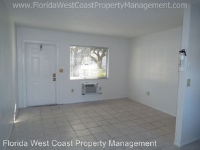 1308 36th Ave W-Unit -Apt B in Bradenton, FL - Building Photo - Building Photo