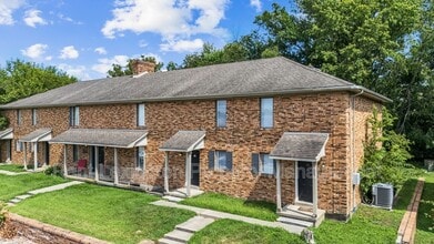 1649 Foxhaven Dr in Richmond, KY - Building Photo - Building Photo