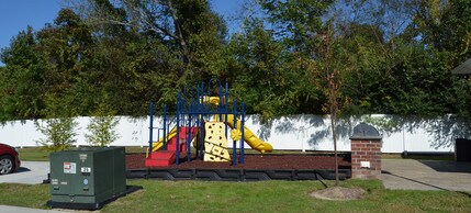 Villas at October in Suffolk, VA - Building Photo - Building Photo