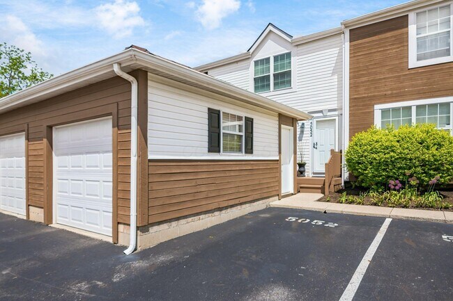 5052 Stoneybrook Blvd in Hilliard, OH - Building Photo - Building Photo