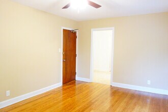 8210 Greenwood Ave in Takoma Park, MD - Building Photo - Building Photo