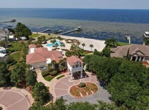 4321 Sunset Beach Blvd in Niceville, FL - Building Photo - Building Photo