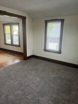 2007 14th St, Unit 2007 A in Two Rivers, WI - Building Photo