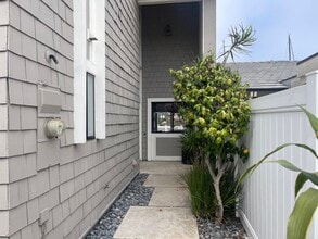 77 Catspaw Cape in Coronado, CA - Building Photo - Building Photo