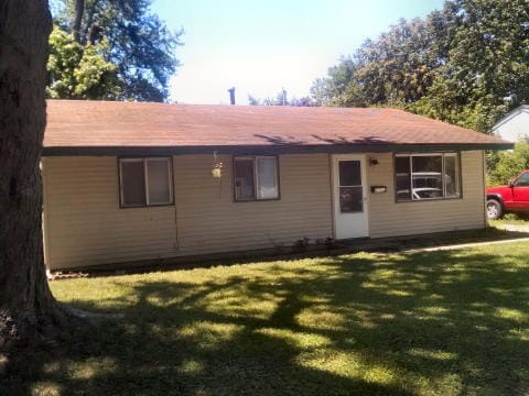 property at 2709 E High St