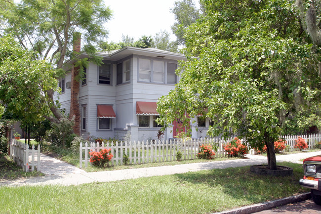 236 11th Ave NE in St. Petersburg, FL - Building Photo - Building Photo