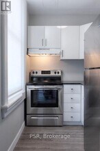 205-205 Gerrard St E in Toronto, ON - Building Photo - Building Photo