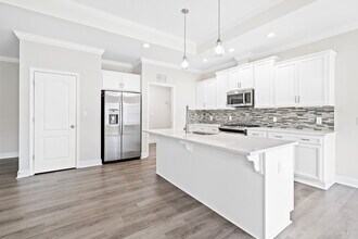 6531 Knob Creek Dr in Whitsett, NC - Building Photo - Building Photo