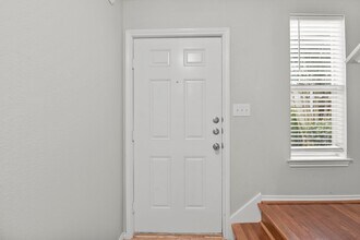 1313 Paige St in Houston, TX - Building Photo - Building Photo