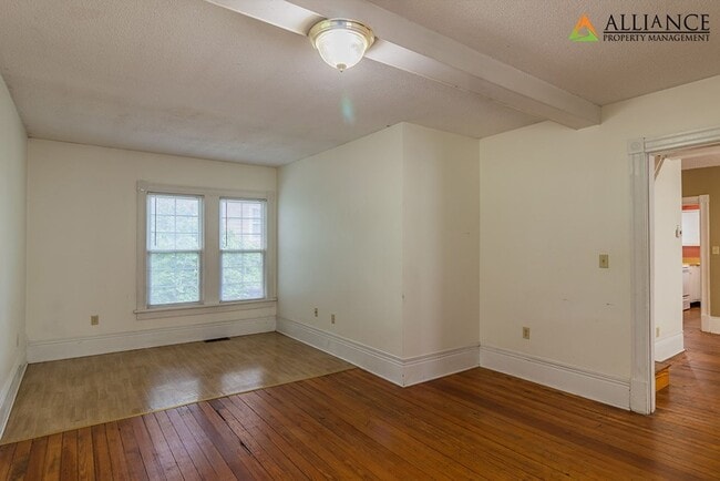 328 N 16th St in Manhattan, KS - Building Photo - Building Photo