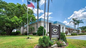 1975 W Bay Dr in Largo, FL - Building Photo