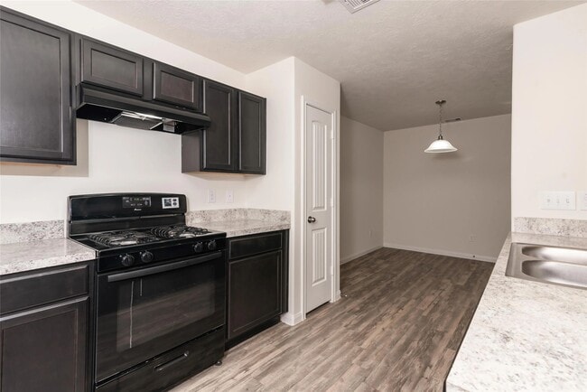 13005 Lexa Manor in Houston, TX - Building Photo - Building Photo