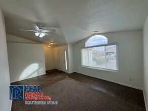 335 130 S in Ivins, UT - Building Photo - Building Photo