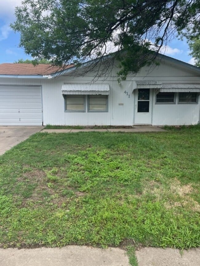 property at 411 Lindenwood Dr