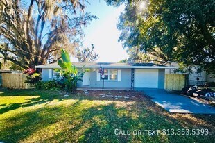 38634 Calvin Ave in Zephyrhills, FL - Building Photo