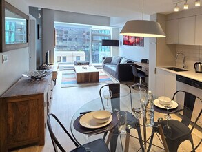 1020 Rue de Bleury, Unit SI ID1222938P in Montréal, QC - Building Photo - Building Photo