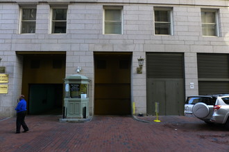 2 Tremont Pl in Boston, MA - Building Photo - Building Photo