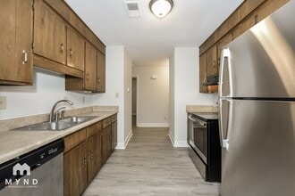 6208 Stoneyridge Dr in Indian Trail, NC - Foto de edificio - Building Photo