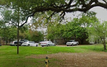9857 Street D St in St. Francisville, LA - Foto de edificio - Building Photo