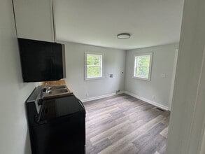 331 Wheeler Ave in High Point, NC - Building Photo - Building Photo