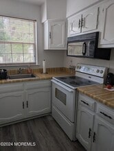 4C Bristol St in Manchester Township, NJ - Building Photo - Building Photo