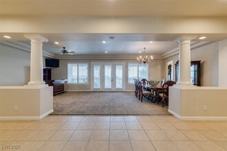 6210 Calm Brook Ct in Las Vegas, NV - Building Photo - Building Photo