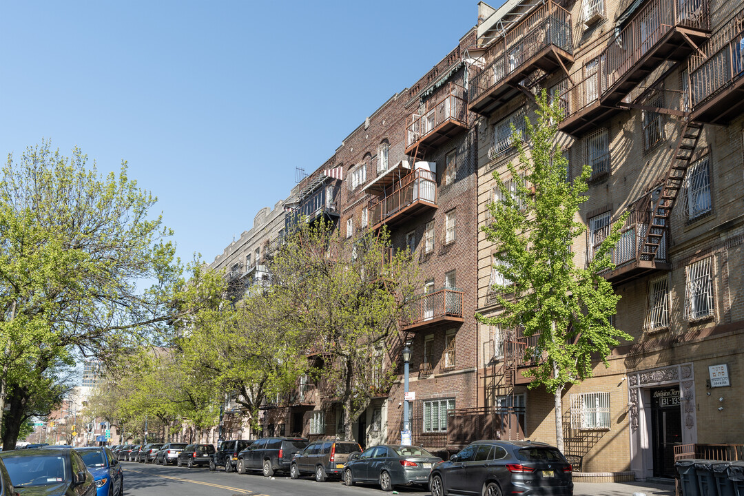 125 Division Ave in Brooklyn, NY - Foto de edificio