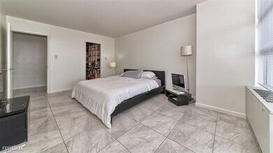 6050 JFK Blvd E in West New York, NJ - Foto de edificio - Building Photo