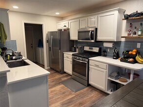 1504 Sleepytime Trail in Pflugerville, TX - Building Photo - Building Photo