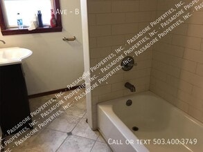 441 NE Adams Ave in Chehalis, WA - Building Photo - Building Photo