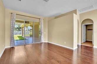 10027 Hart Branch Cir in Orlando, FL - Building Photo - Building Photo