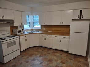 501 Washington St in Erwin, TN - Building Photo - Building Photo