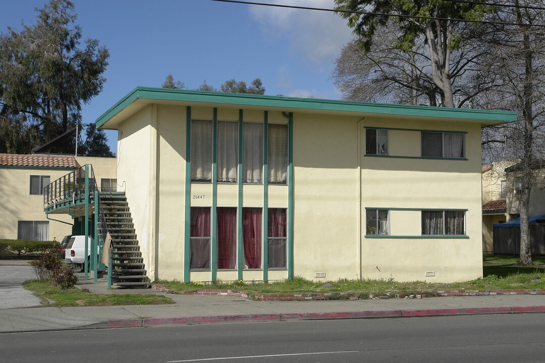 26447 Gading Rd in Hayward, CA - Building Photo