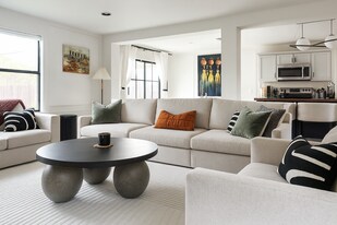 5624 Victory Gallop Dr in Del Valle, TX - Building Photo