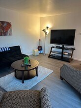 521 N St in Anchorage, AK - Building Photo - Building Photo