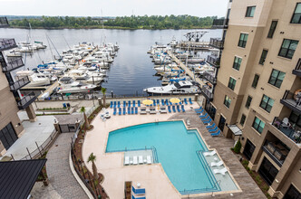 Pier 33 Apartments in Wilmington, NC - Building Photo - Building Photo