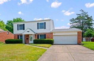 1002 Stanwood Dr in Lebanon, OH - Building Photo