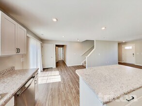 1163 Concord Springs Dr in White House, TN - Foto de edificio - Building Photo