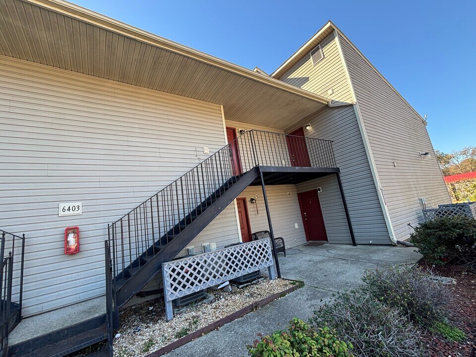 6403 Starbrook Dr in Fayetteville, NC - Building Photo