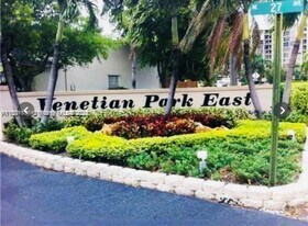 816 NE 27th Ave in Hallandale Beach, FL - Building Photo