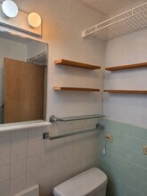 6910 N Rosemary Ln in Niles, IL - Building Photo - Building Photo