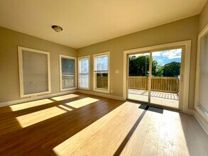 Room in House on S Webb St in Gastonia, NC - Foto de edificio - Building Photo